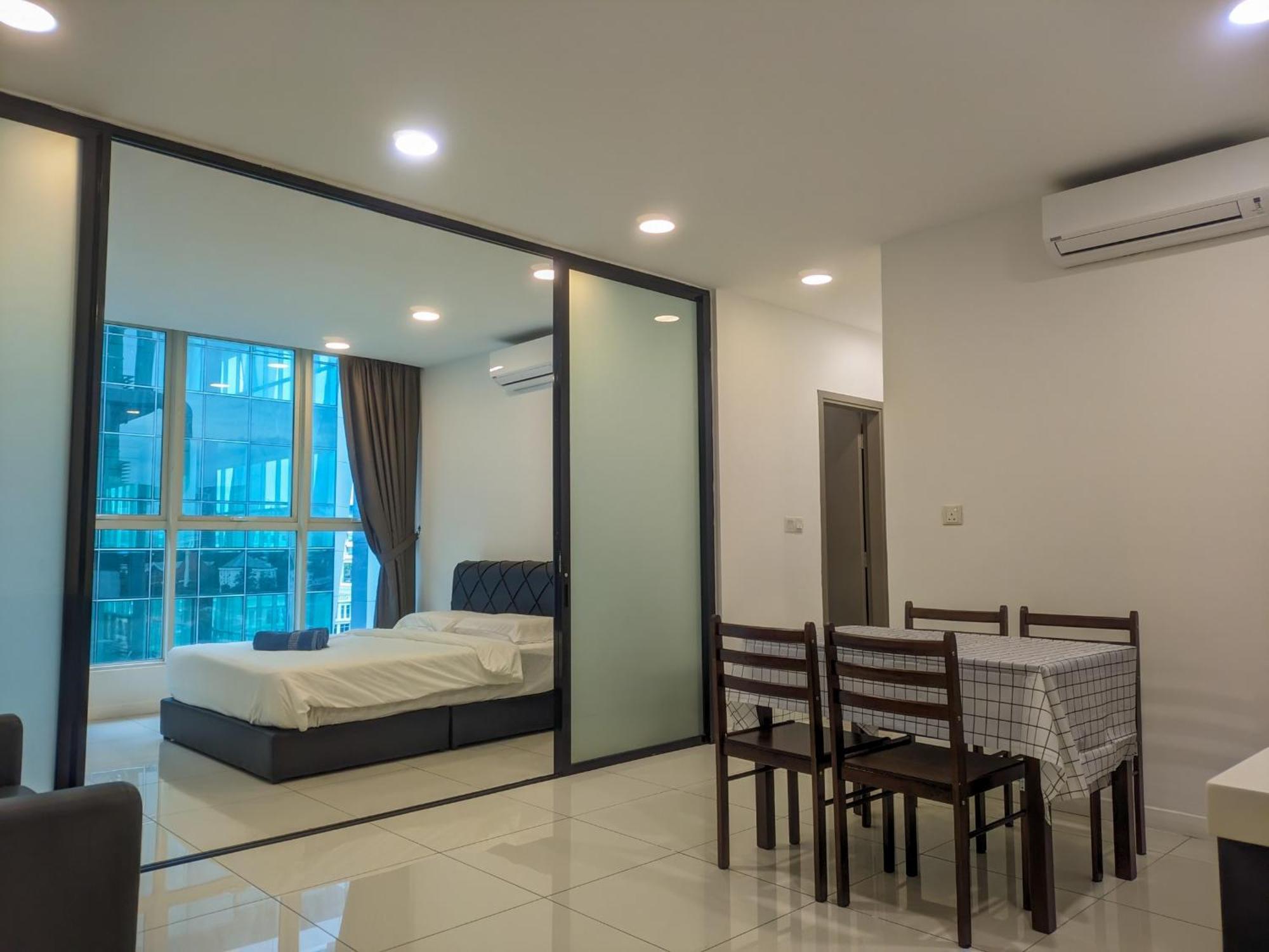 Jc Suites @ Sutera Avenue Кота-Кинабалу Экстерьер фото